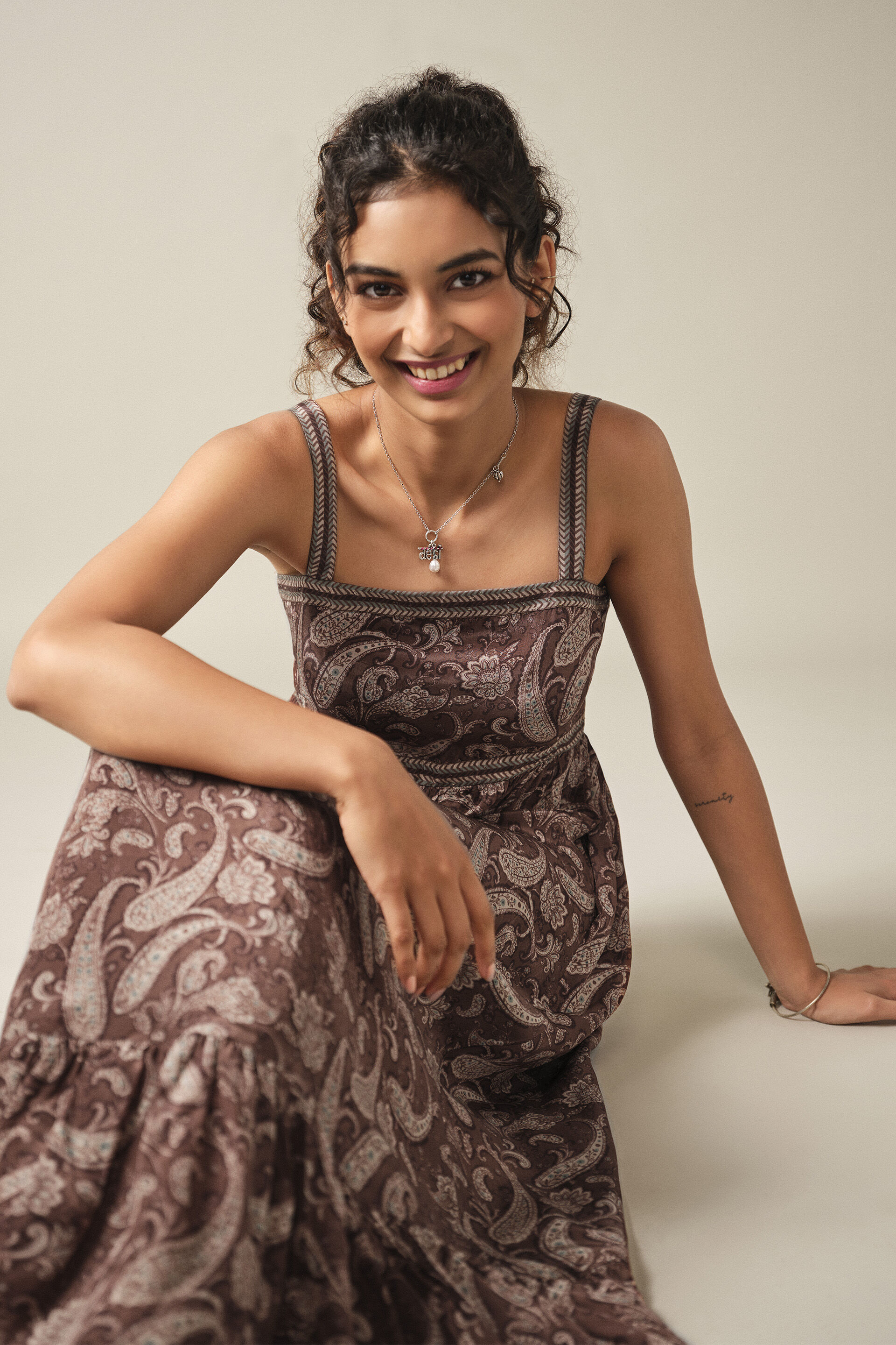 Tiered Paisley Print Maxi Dress in Brown, Brown, image 4